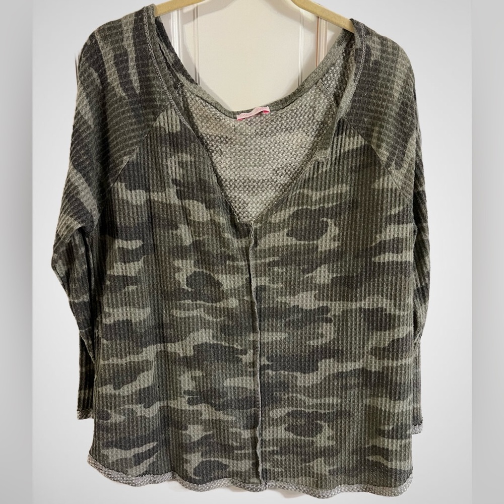 Loose Fit Camo Shirt